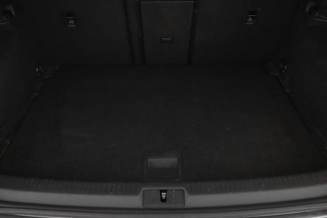 Volkswagen Golf image 4