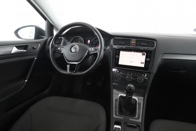 Volkswagen Golf image 3
