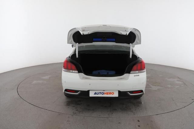 Peugeot 508 image 2