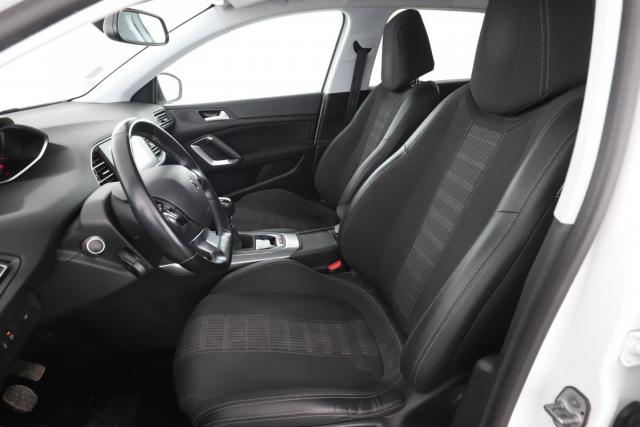 Peugeot 308 image 3