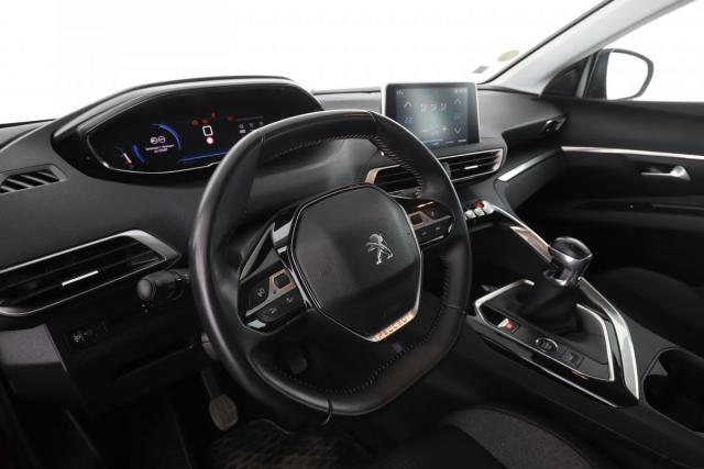 Peugeot 5008 image 9