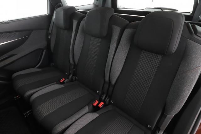 Peugeot 5008 image 3