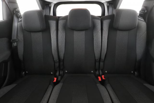 Peugeot 5008 image 7