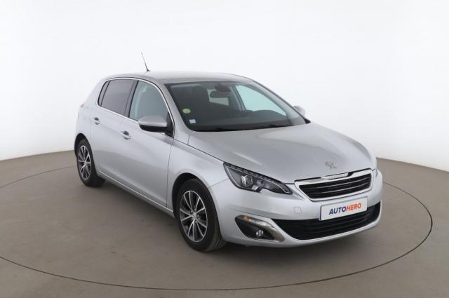 Peugeot 308 image 8