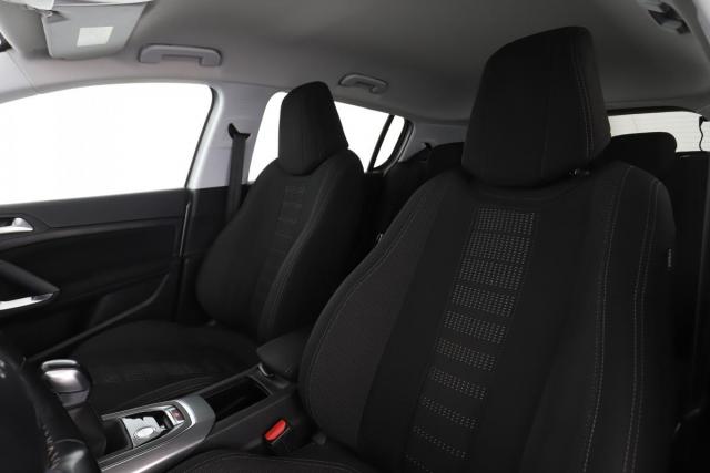 Peugeot 308 image 7