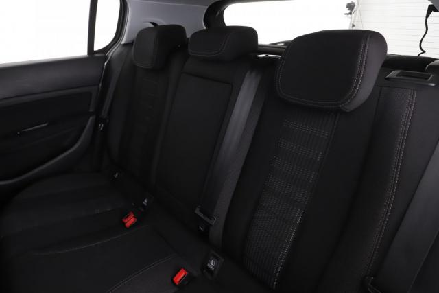 Peugeot 308 image 3