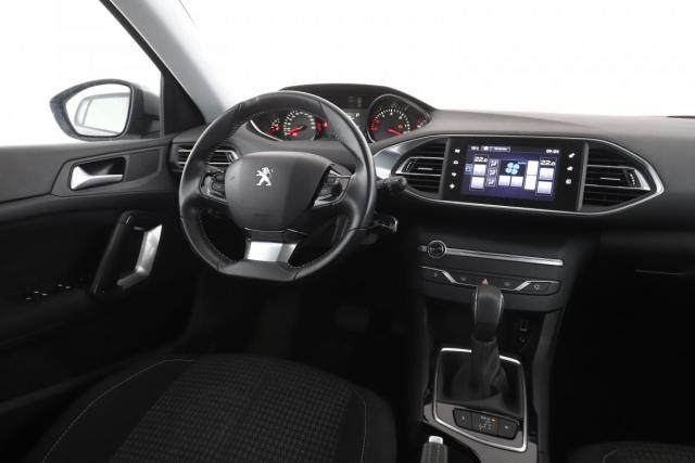Peugeot 308 image 1