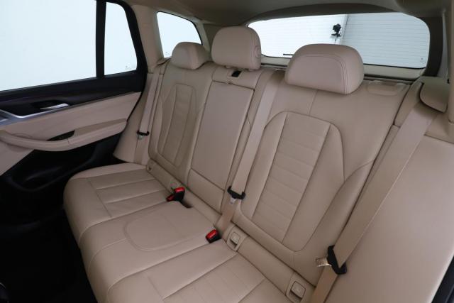 Bmw X3 image 2