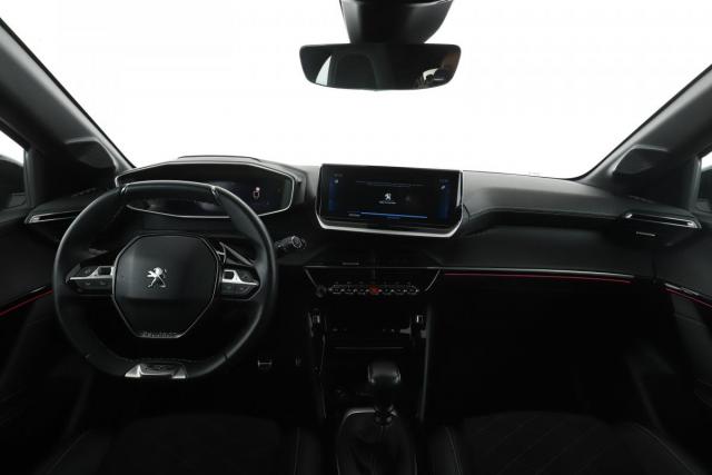 Peugeot 208 image 3