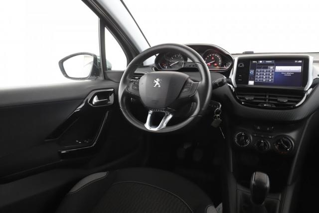 Peugeot 208 image 2