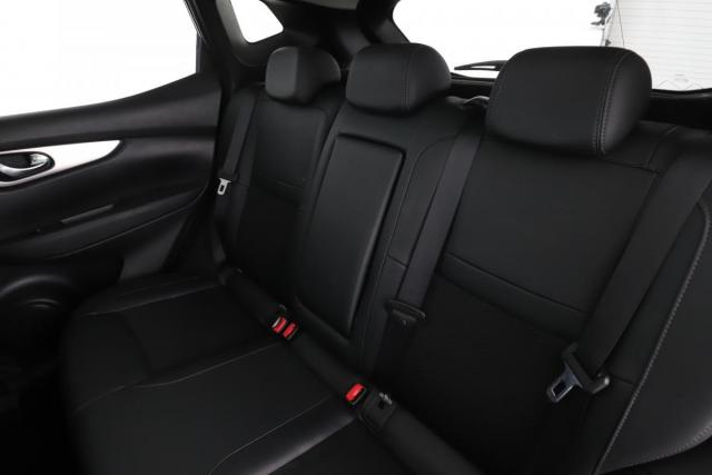 Nissan Qashqai image 1