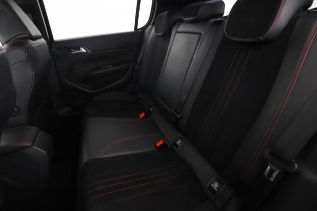 Peugeot 308 image 2