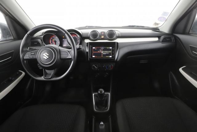Suzuki Swift image 7