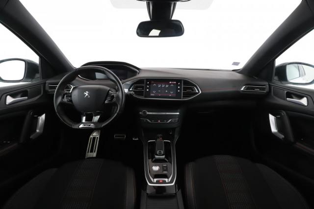 Peugeot 308 image 1