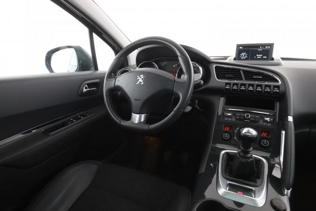 Peugeot 3008 image 3