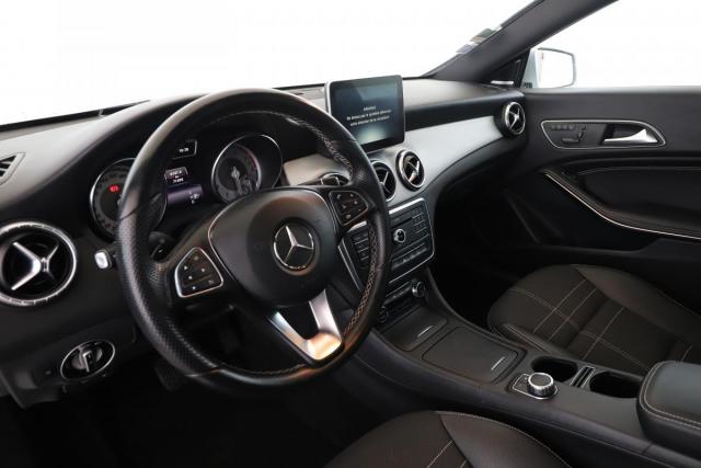 Mercedes Benz Cla image 1
