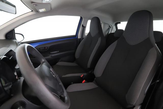 Peugeot 108 image 8