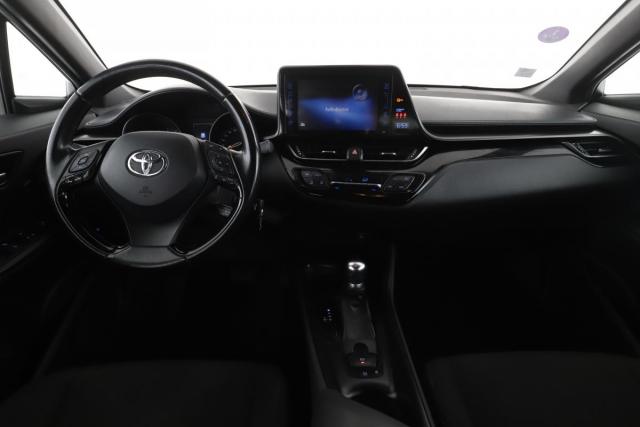 Toyota C-Hr image 1