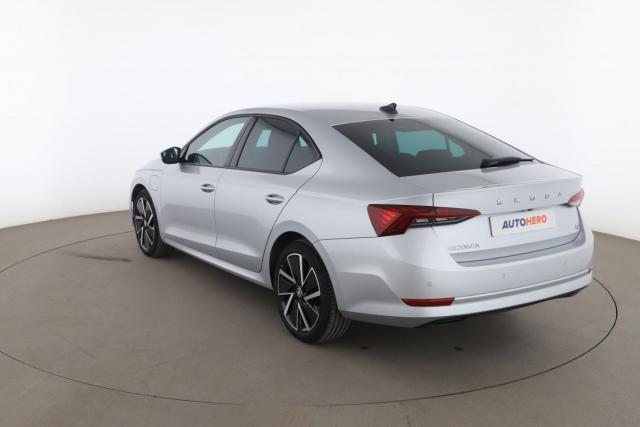 Skoda Octavia image 9