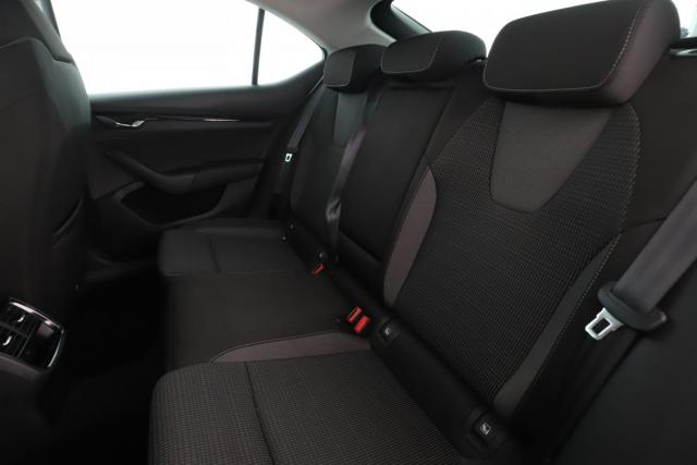 Skoda Octavia image 1