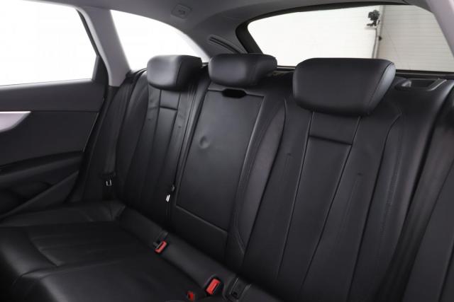 Audi A4 Allroad image 3