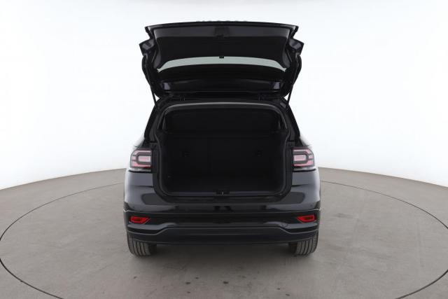 Volkswagen T-Cross image 2
