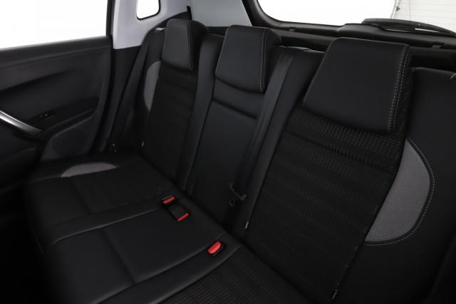 Peugeot 2008 image 9