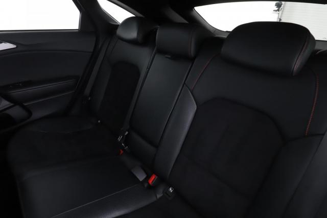 Kia Proceed image 8