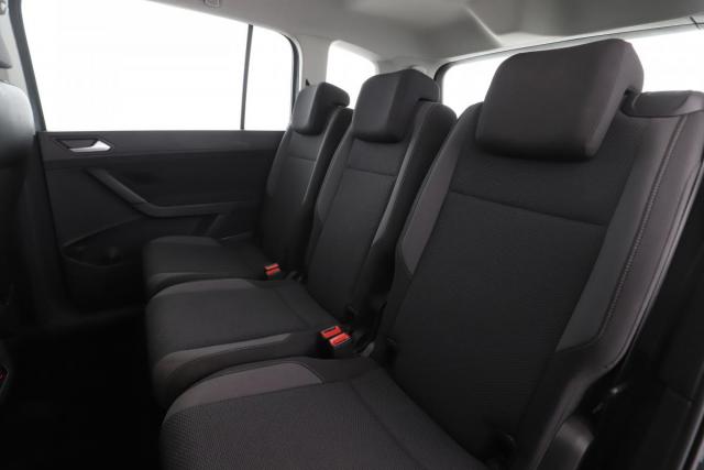 Volkswagen Touran image 9