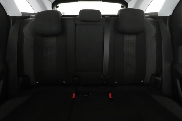 Peugeot 3008 image 3