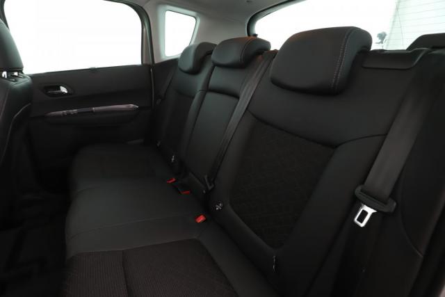 Peugeot 3008 image 8