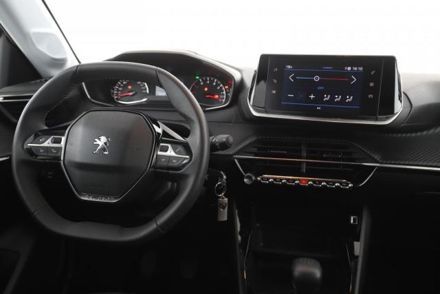Peugeot 208 image 7