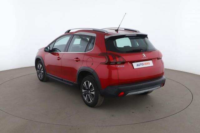 Peugeot 2008 image 3