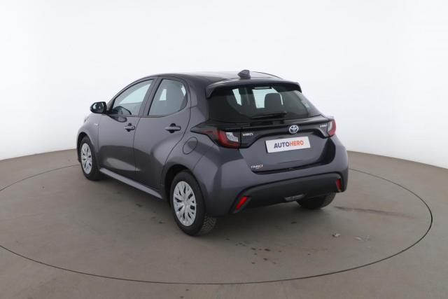 Toyota Yaris image 8