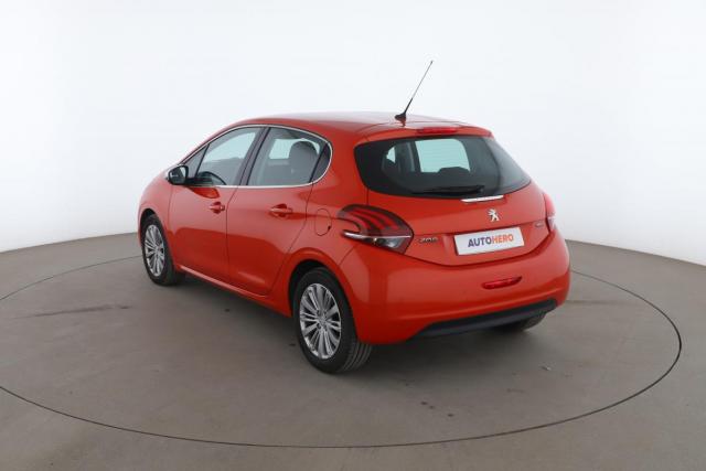 Peugeot 208 image 4