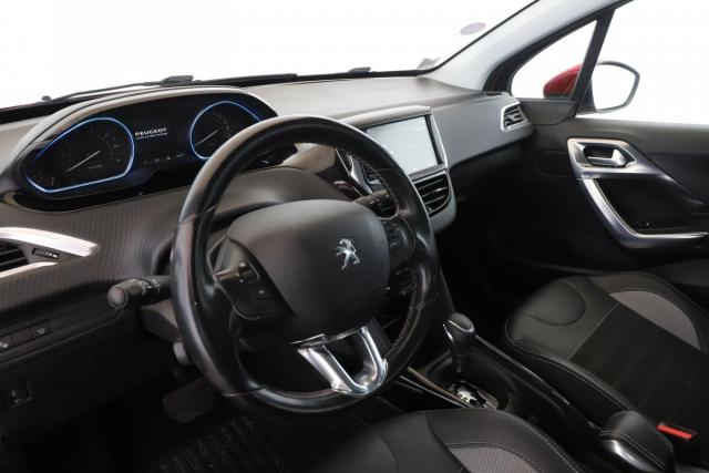 Peugeot 2008 image 7
