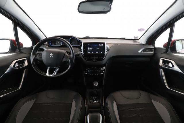 Peugeot 2008 image 5