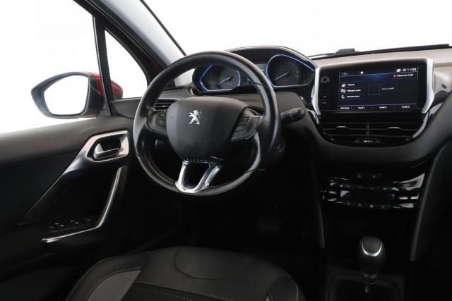 Peugeot 2008 image 6