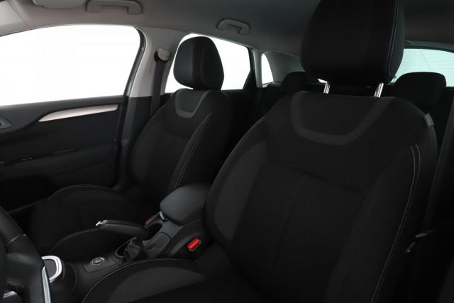 Citroen C4 image 1
