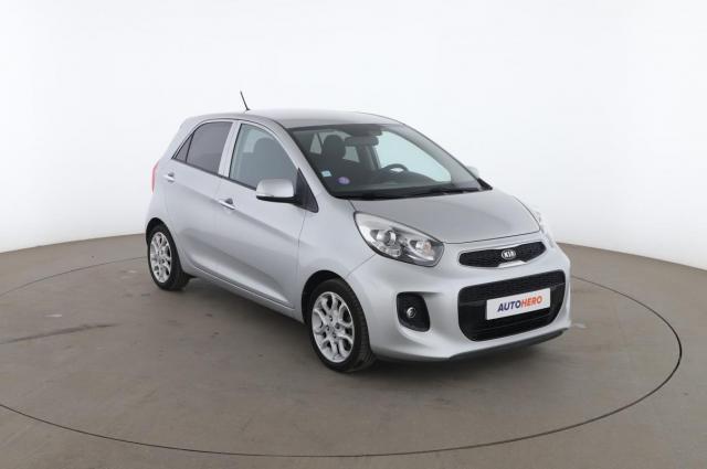 Kia Picanto image 8