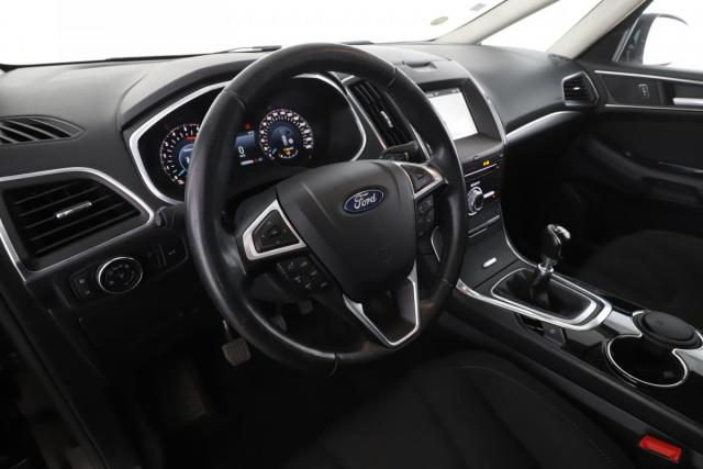 Ford S-Max image 4