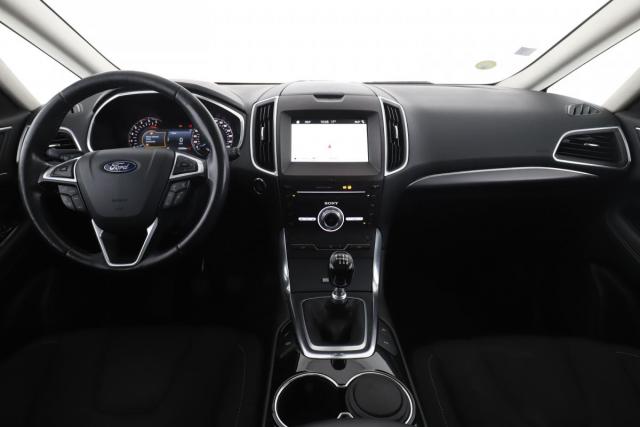Ford S-Max image 1
