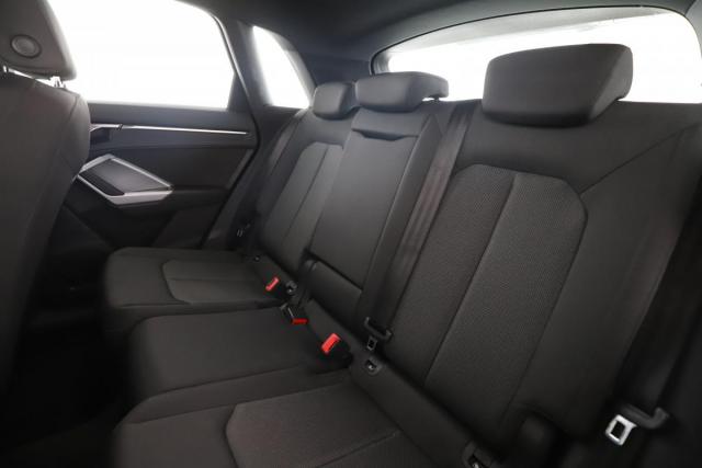 Audi Q3 image 7