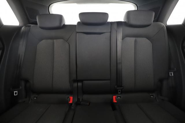 Audi Q3 image 4