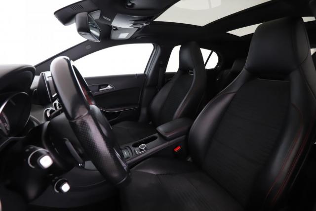 Mercedes Benz Gla image 6
