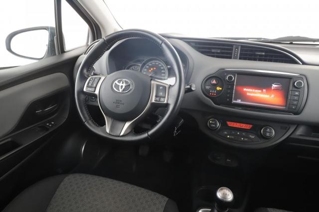 Toyota Yaris image 2