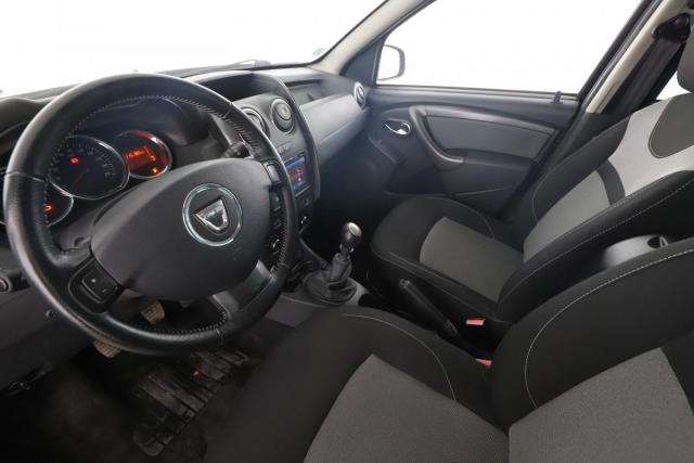Dacia Duster image 2