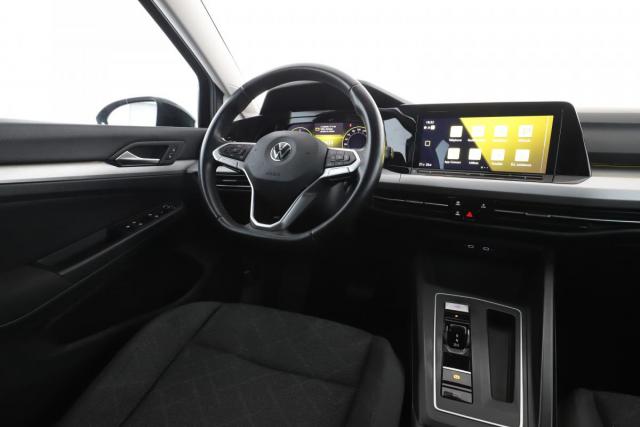 Volkswagen Golf image 9
