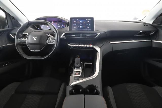 Peugeot 5008 image 8