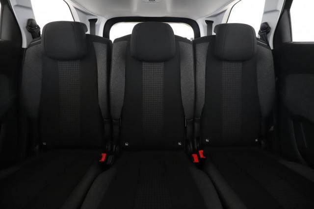 Peugeot 5008 image 7